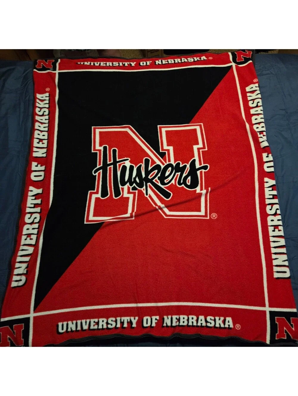 University of Nebraska NCAA Cornhuskers Fleece Throw Stadium Blanket 54x44